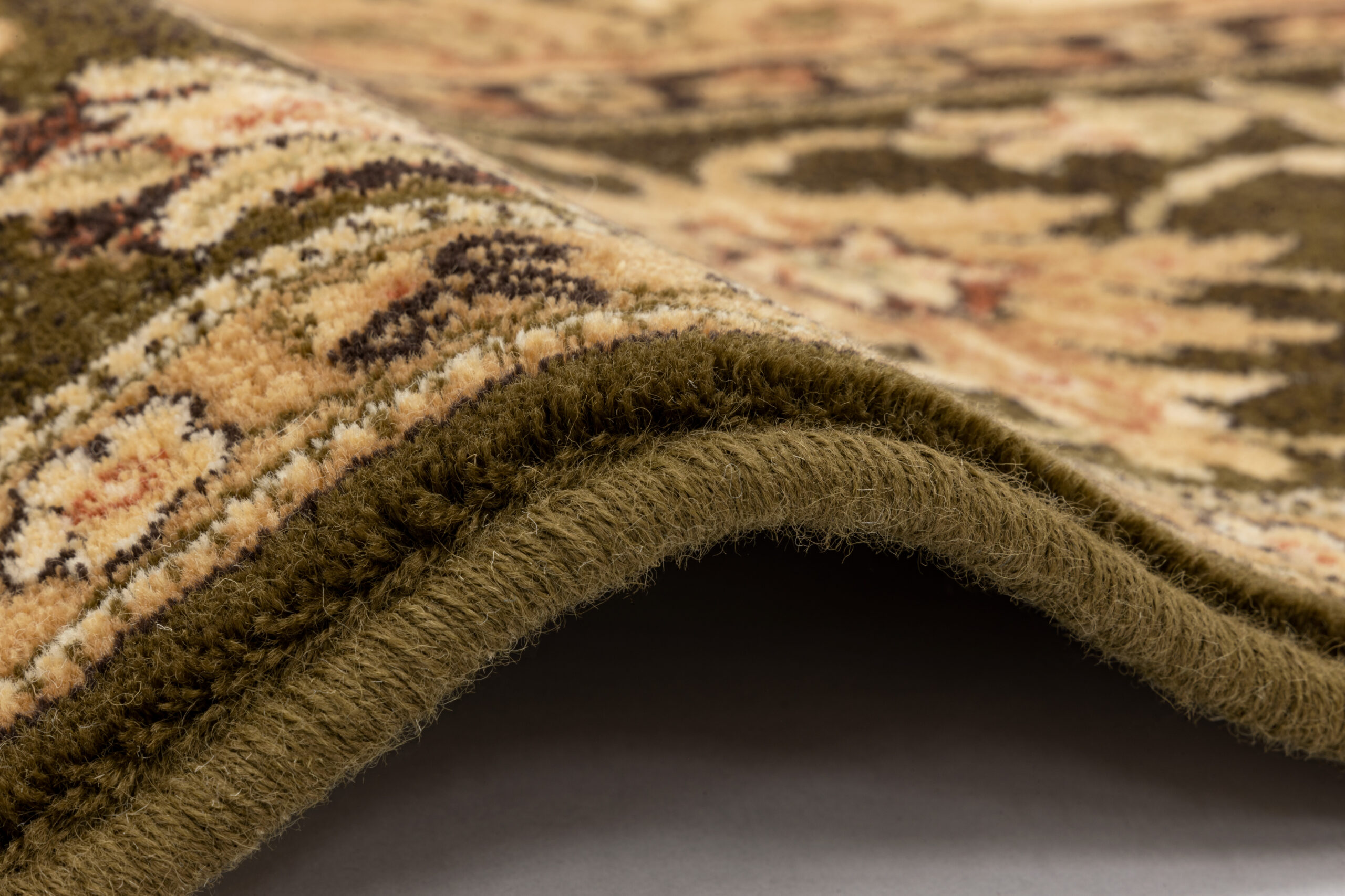 AGNUS STOLNIK O sahara L scaled