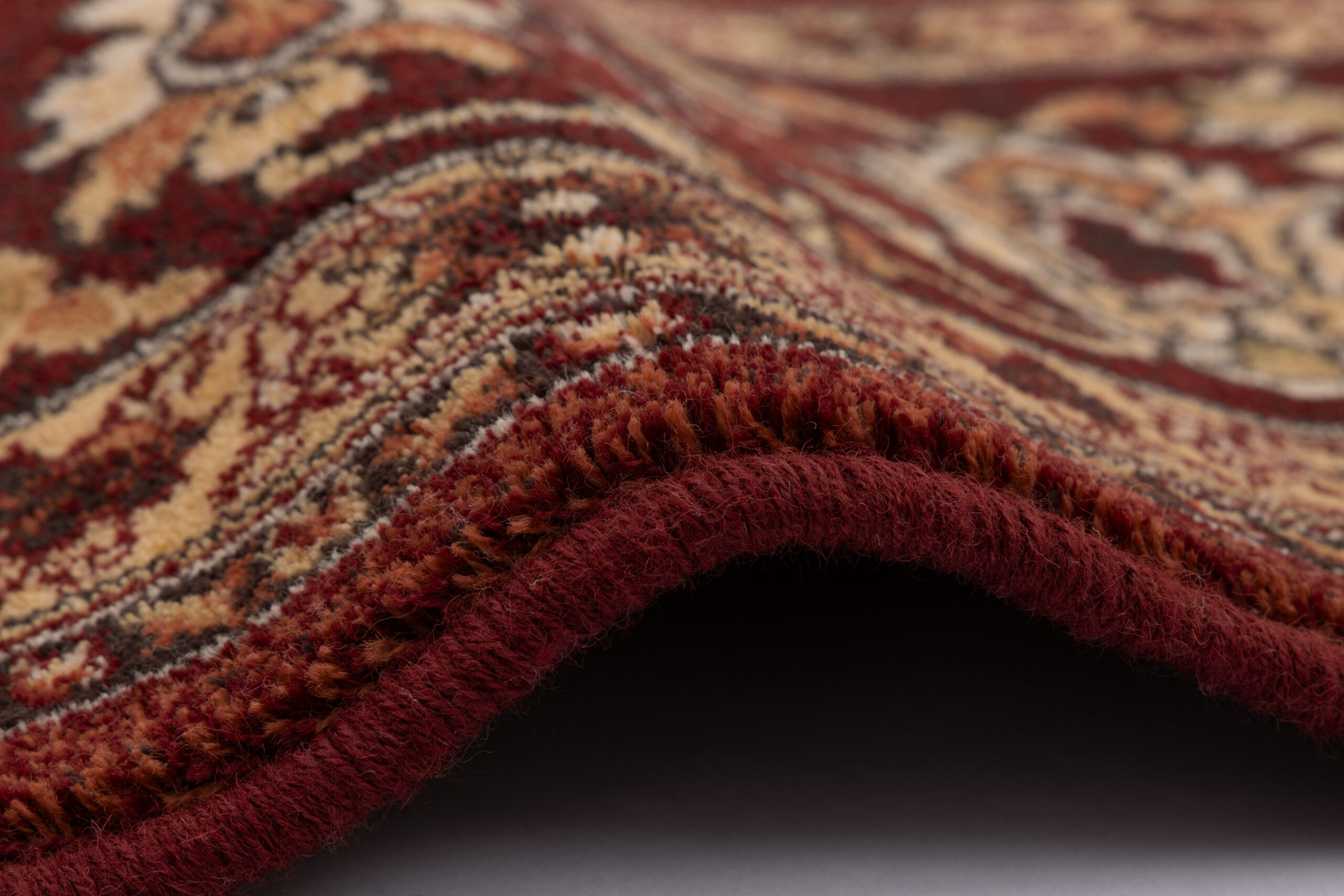 ISFAHAN LEYLA rubin 200x300 L 1 scaled