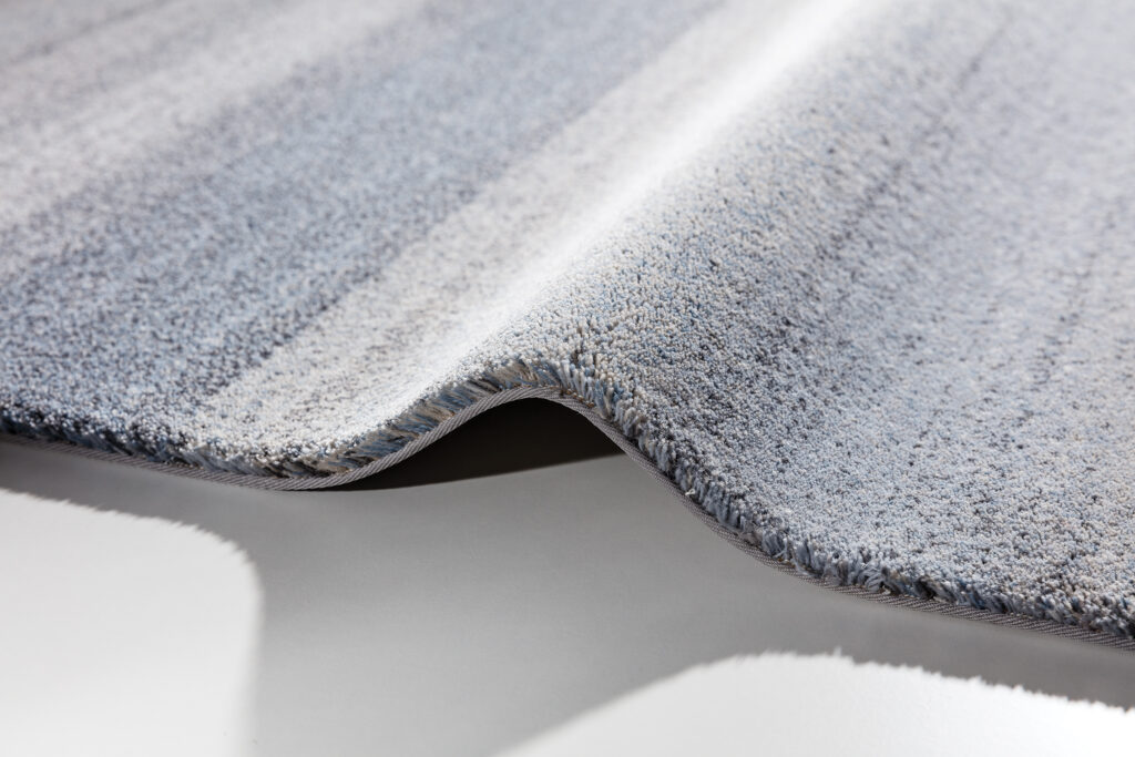 tadeli jasny niebieski