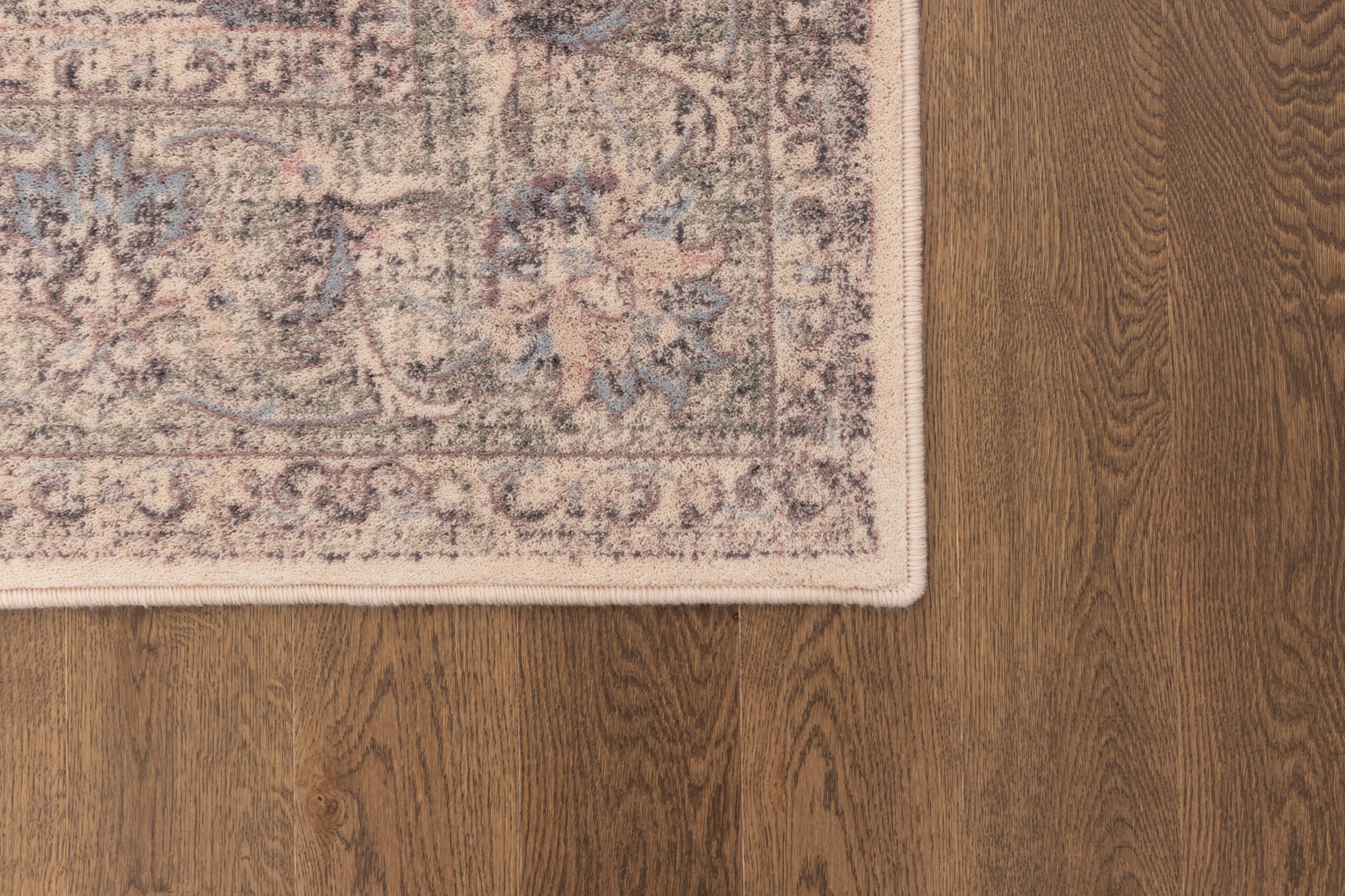 Neri Alabaster 2 scaled