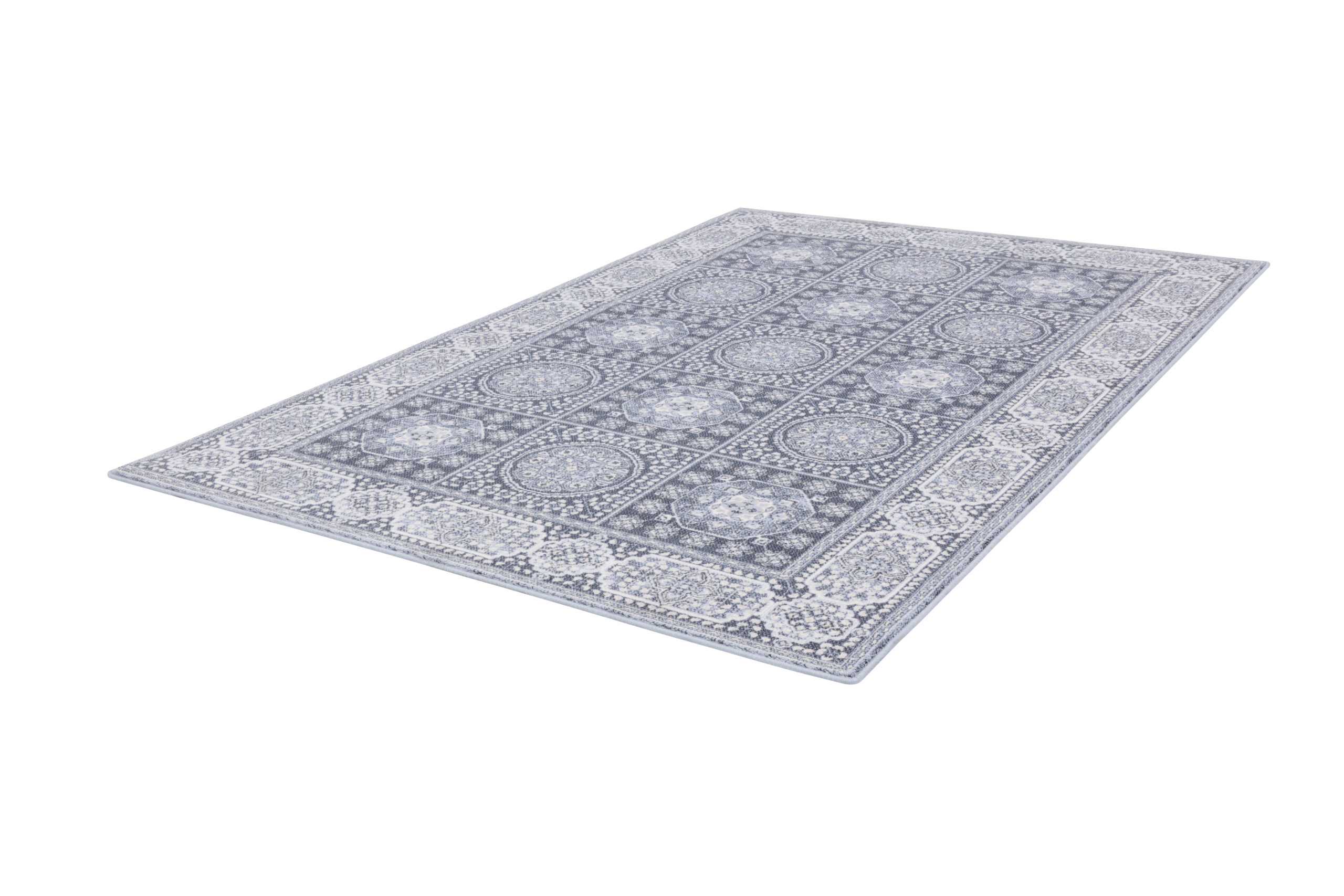 Nour Jasny Niebieski 4 scaled